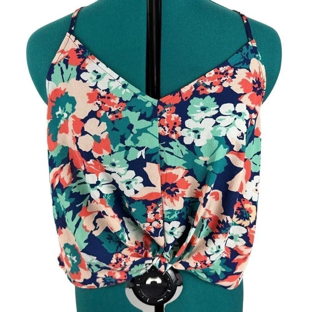 Lush Floral Top- size M